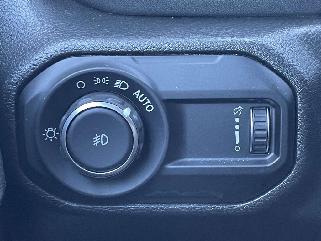 Certified 2023 Jeep Wrangler Unlimited Sahara w/ LED Lighting Group AWD/4WD image 27