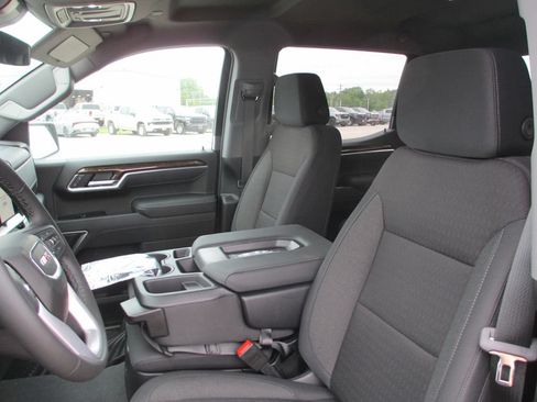 New 2026 GMC Sierra 1500 Elevation AWD/4WD image 13
