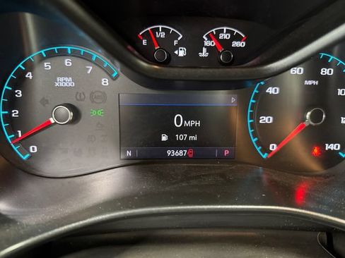 Used 2020 GMC Canyon All Terrain AWD/4WD image 2