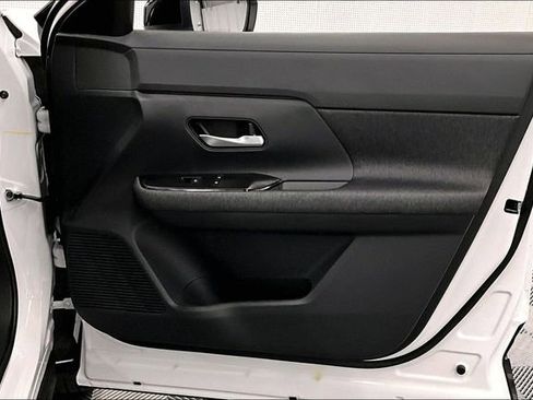 New 2026 Nissan Kicks SV image 31