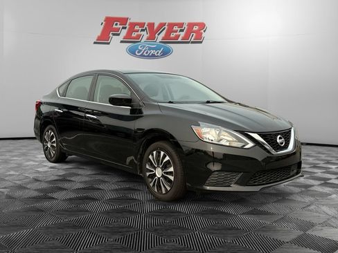 Used 2018 Nissan Sentra S FWD image 7