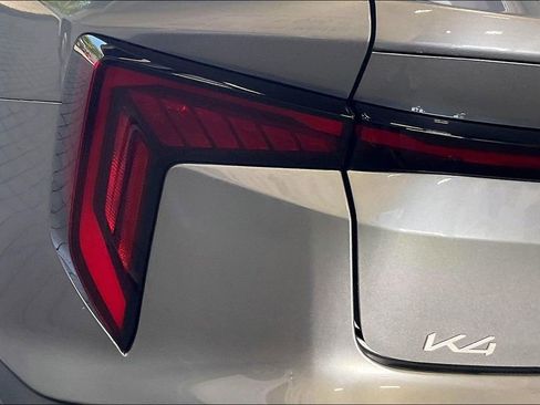 Used 2025 Kia K4 FWD image 20