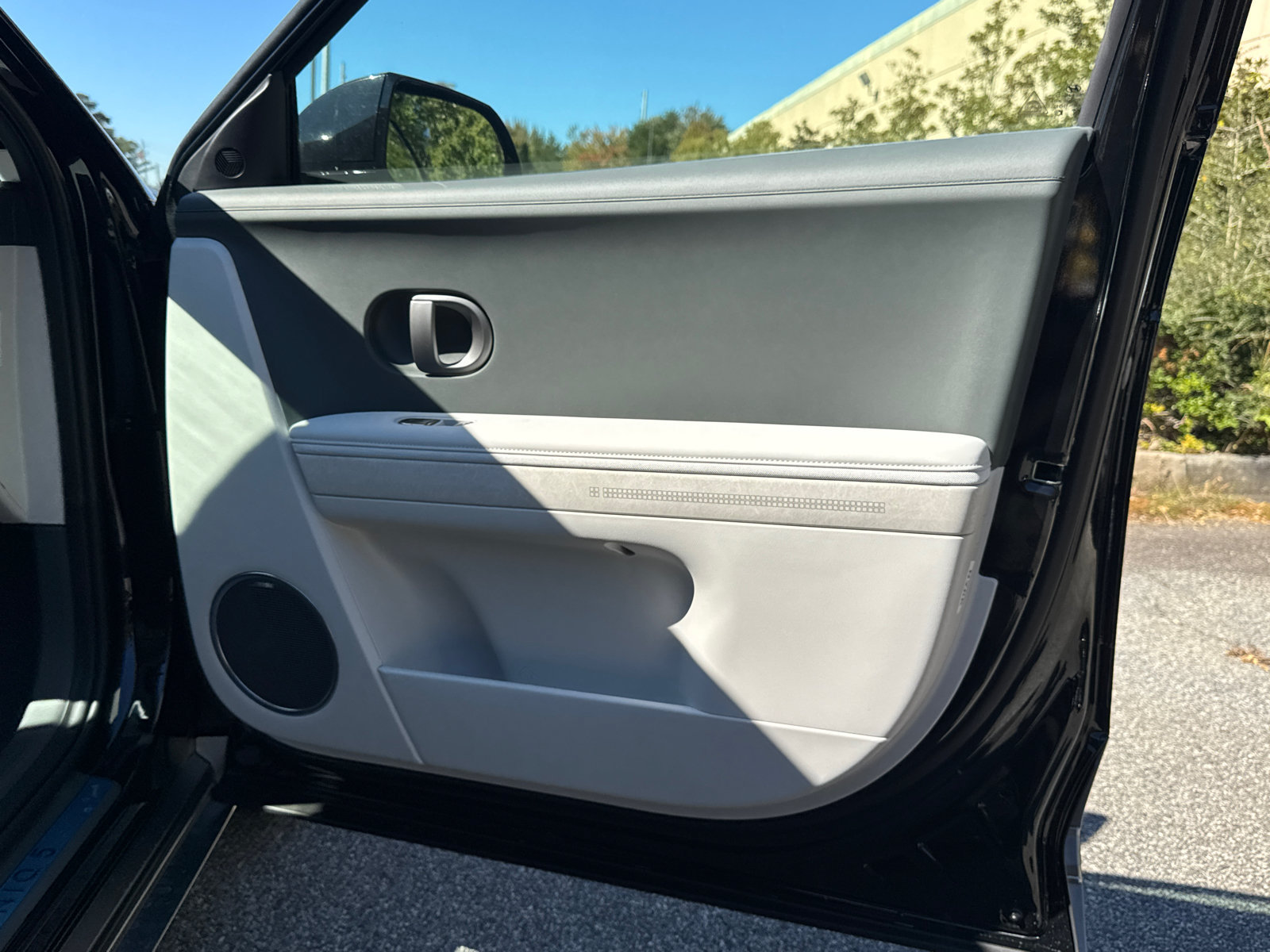 New 2027 Hyundai Ioniq 5 Limited RWD image 15
