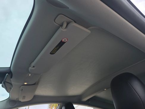 Used 2023 Tesla Model 3 Standard Range RWD image 27