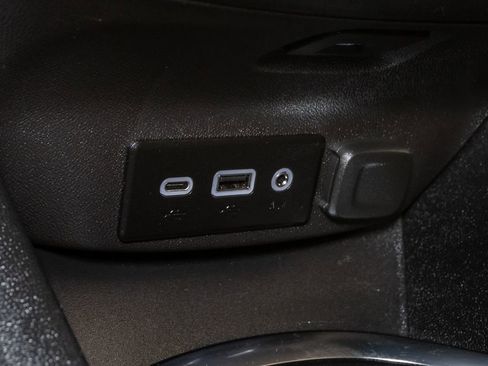 Used 2023 Chevrolet Malibu LT FWD image 21