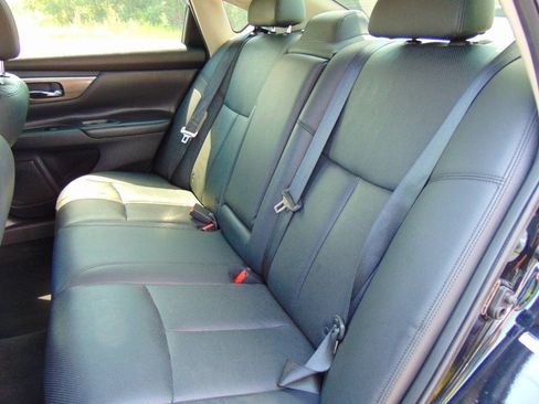 Used 2015 Nissan Altima 2.5 SL FWD image 9