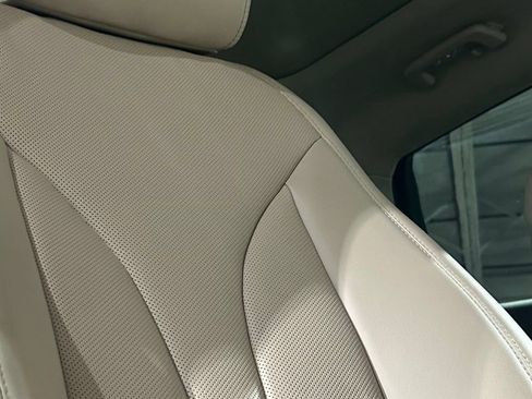 Used 2023 Lincoln Nautilus Reserve AWD/4WD image 51