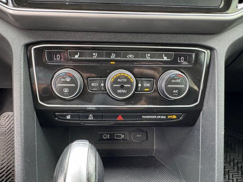 Used 2019 Volkswagen Atlas SEL Premium AWD/4WD image 27