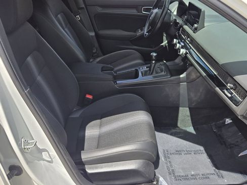 Used 2024 Honda Civic Sport image 17