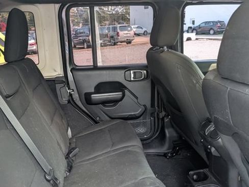 Used 2019 Jeep Wrangler Unlimited Sport S AWD/4WD image 8