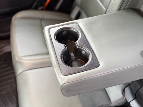 Used 2025 Jeep Gladiator Mojave w/ Safety Group image 7