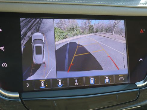 Used 2020 Cadillac XT6 Premium Luxury image 30