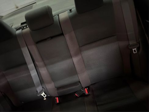 Used 2018 Toyota Corolla LE FWD image 14