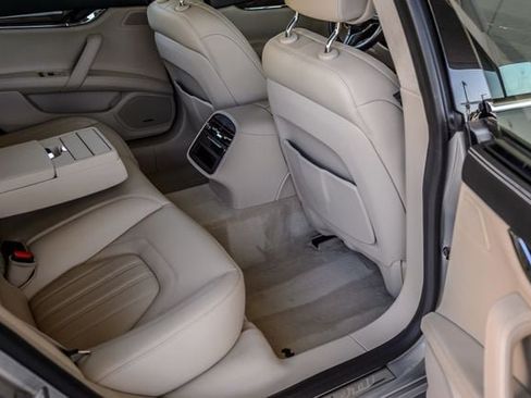 Used 2018 Maserati Quattroporte S GranLusso RWD image 46