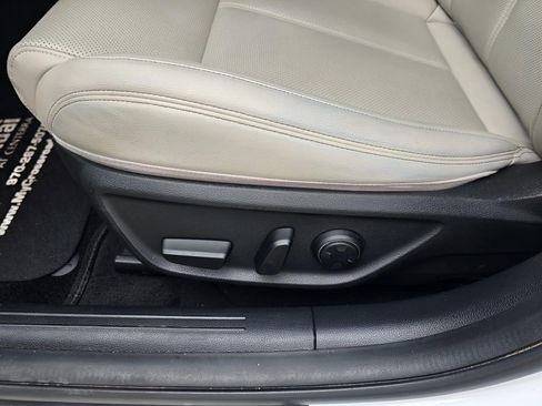 Used 2023 Genesis G70 2.0T AWD/4WD image 24