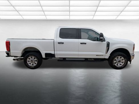 Used 2024 Ford F250 XLT w/ FX4 Off-Road Package AWD/4WD image 27