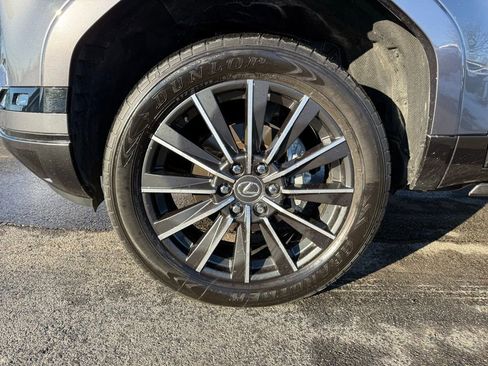 Certified 2024 Lexus GX 550 w/ Accessory Package (2T) image 28