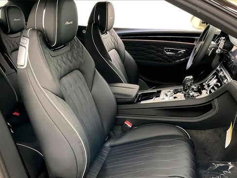 Used 2024 Bentley Continental GT V8 image 14
