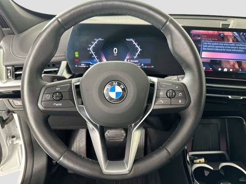 Used 2025 BMW X1 xDrive28i image 12