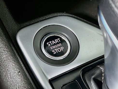 Used 2024 Nissan Sentra SV FWD image 23