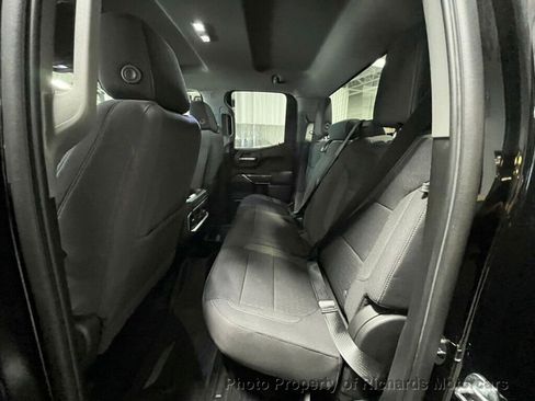 Used 2021 GMC Sierra 1500 Elevation image 18