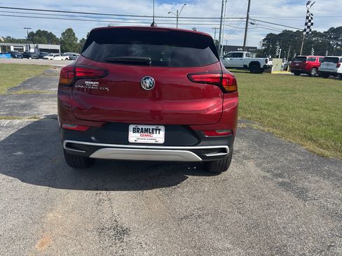 Used 2023 Buick Encore GX Select image 3