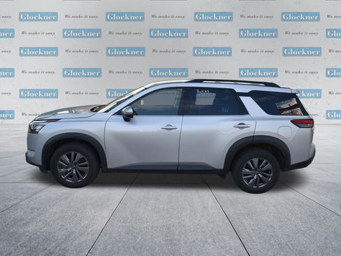 Used 2025 Nissan Pathfinder SV AWD/4WD image 10