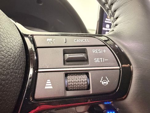 Certified 2025 Honda Accord Touring image 29