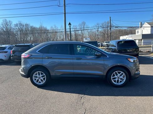 Certified 2022 Ford Edge SEL w/ Convenience Package image 4