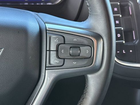 Used 2024 Chevrolet Suburban LT image 36