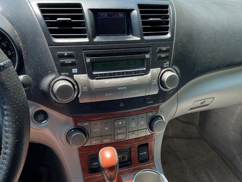 Used 2008 Toyota Highlander Limited FWD image 16