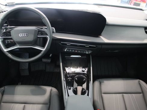 New 2026 Audi Q3 quattro 2.0T AWD/4WD image 6