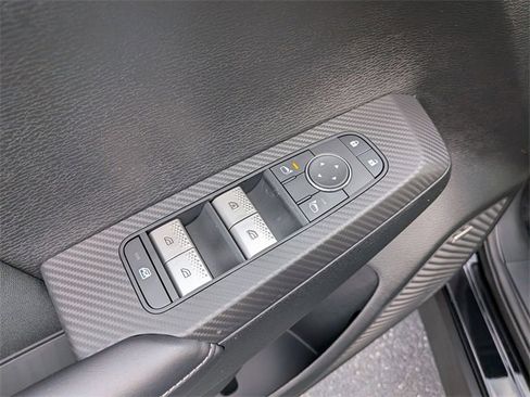 New 2026 Mitsubishi Outlander ES image 13