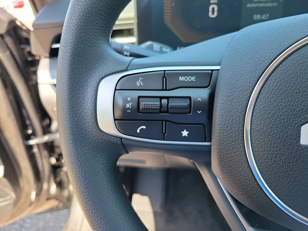 New 2026 Kia K5 LXS FWD image 20