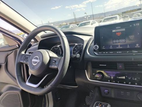 Used 2024 Nissan Rogue SV w/ SV Premium Package AWD/4WD image 19