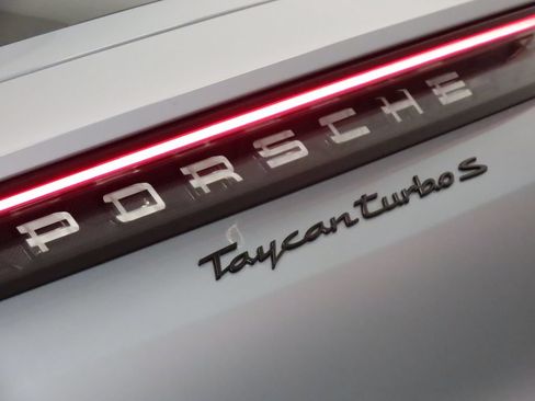 Certified 2021 Porsche Taycan Turbo S w/ Premium Package AWD/4WD image 12