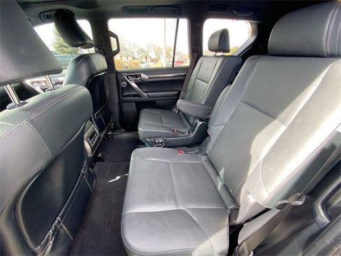 Used 2023 Lexus GX 460 Luxury w/ Sport Design Package image 23