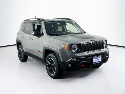 Used 2023 Jeep Renegade Trailhawk AWD/4WD image 3