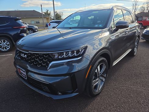 Used 2022 Kia Sorento EX w/ Panoramic Sunroof Package image 7