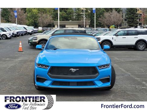 Used 2024 Ford Mustang Premium image 3