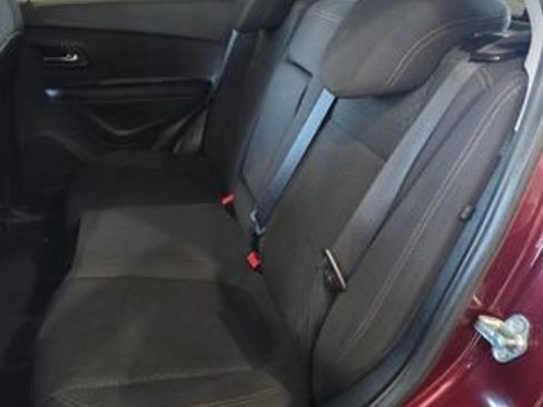 Used 2017 Chevrolet Trax LS image 24