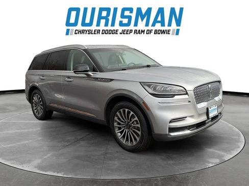 Used 2023 Lincoln Aviator Reserve image 1