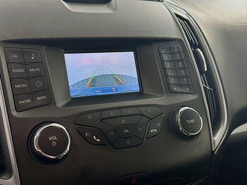 Used 2016 Ford Edge SE FWD image 21