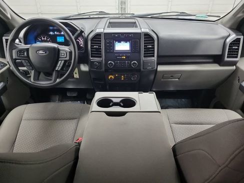 Used 2018 Ford F150 XLT AWD/4WD image 12