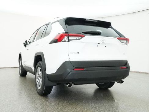 New 2025 Toyota RAV4 XLE image 15