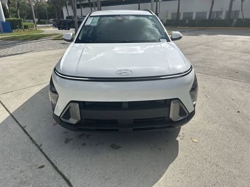 Used 2025 Hyundai Kona SEL FWD image 36