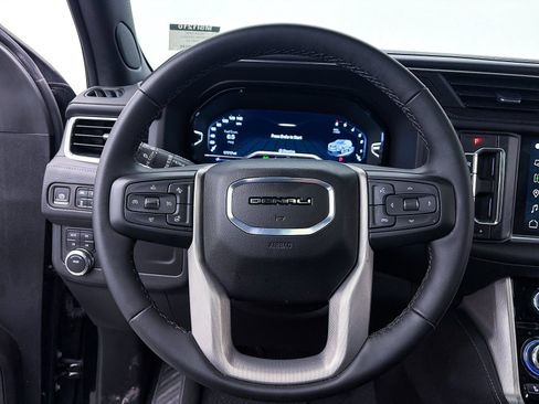 Used 2024 GMC Yukon Denali AWD/4WD image 39