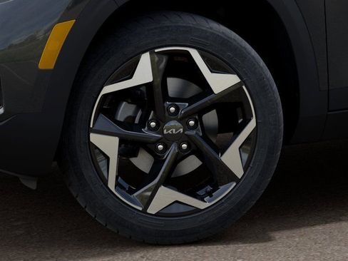 New 2026 Kia Seltos S FWD image 9