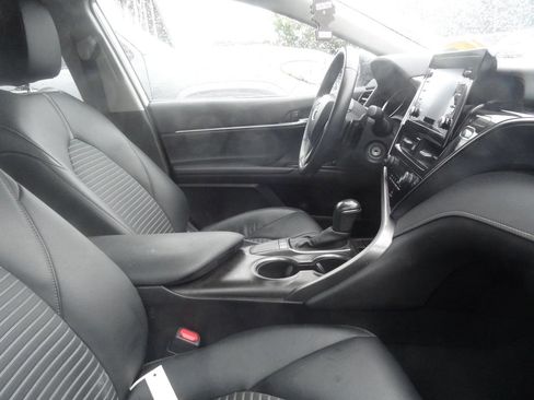 Used 2024 Toyota Camry SE w/ Blackout Package (TMS) FWD image 12