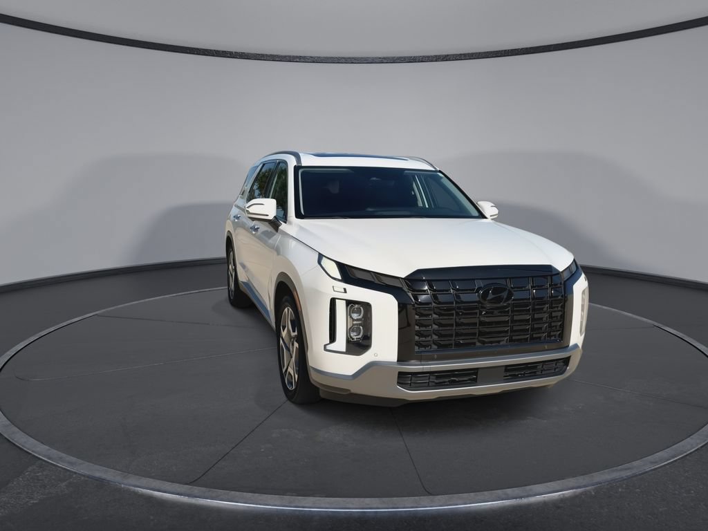 Used 2023 Hyundai Palisade SEL FWD image 3